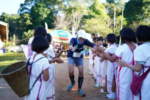 BIB: 2200
                            <button type="button" onclick="openModal(18982209)" class="btn btn-primary btn-sm float-right btn-popup" data-toggle="modal" data-target=".modal-high-quality">
                        <i class="fas fa-shopping-cart"></i> Add to Cart
                    </button>
                                            <button type="button" onclick="isThisMe(18982209, true)" class="btn btn-success btn-sm float-right btn-popup btn-isme hidden" data-toggle="tooltip" data-placement="bottom" title="นี่คือรูปของคุณใช่ไหม คลิกที่นี่เพื่อเอาเข้าอัลบั้ม">
                        <i class="fas fa-plus"></i> Add to album
                    </button>
                    <button type="button" onclick="isThisMe(18982209, false)" class="btn btn-warning btn-sm float-right btn-popup btn-isnotme hidden">
                        <i class="fas fa-ban"></i> Remove from album
                    </button>